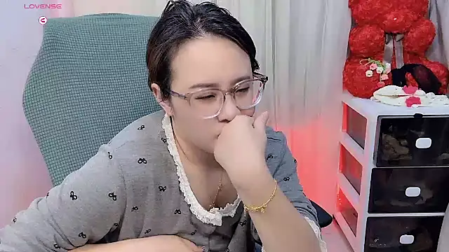 NEWONETO online show from 11/16/25, 11:10