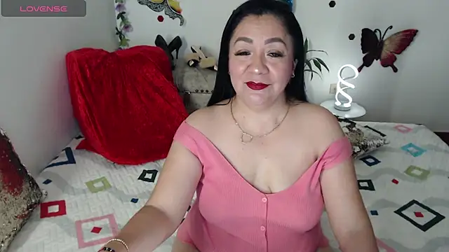 Snapshot of yourhornyjuliettee chatting on 04/27/26, 09:57 yourhornyjuliettee online show from 04/27/26, 09:57