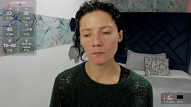 Valery More   online show from 12/03/25, 12:25