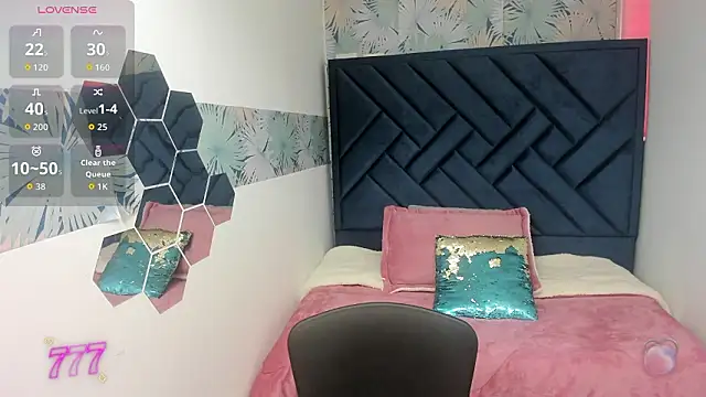 Snapshot of Valery_More__ chatting on 03/10/26, 01:05 Valery More online show from 03/10/26, 01:05