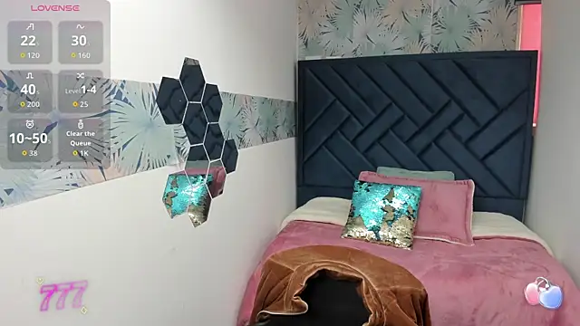 Snapshot of Valery_More__ chatting on 03/26/26, 01:06 Valery More online show from 03/26/26, 01:06