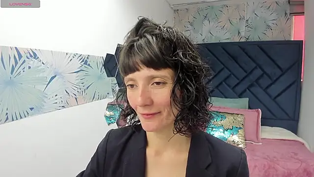 Snapshot of Valery_More__ chatting on 03/29/26, 01:11 Valery More online show from 03/29/26, 01:11