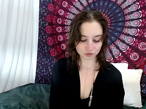AdalynKiss online show from 12/05/25, 07:28