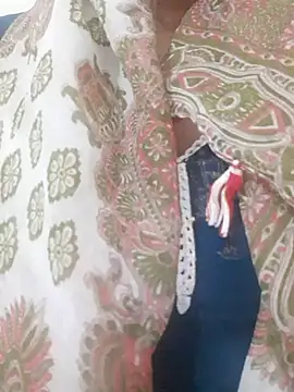 Snapshot of Meenu_rani6 chatting on 04/14/26, 01:50 Meenu rani6 online show from 04/14/26, 01:50