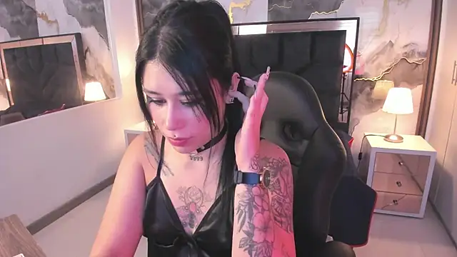 Snapshot of SusanVilla chatting on 06/22/26, 07:44 SusanVilla online show from 06/22/26, 07:44