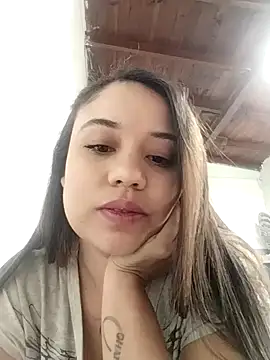 Snapshot of aurofox21 chatting on 09/28/25, 04:56 aurofox21 online show from 09/28/25, 04:56