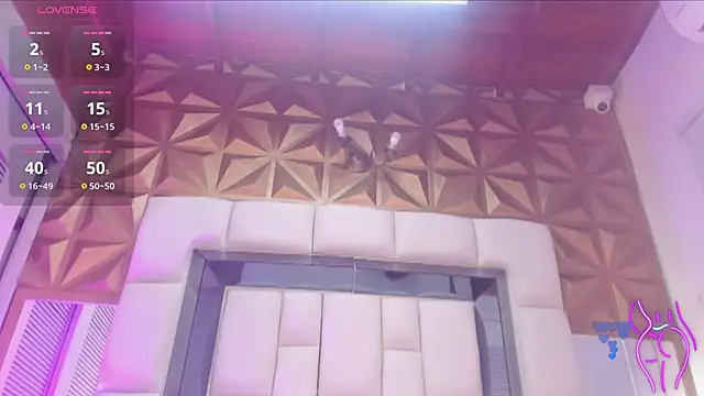 Snapshot of violet_milleer chatting on 11/05/25, 07:03 violet milleer online show from 11/05/25, 07:03