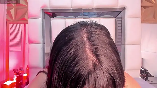 violet milleer online show from 03/12/26, 07:20