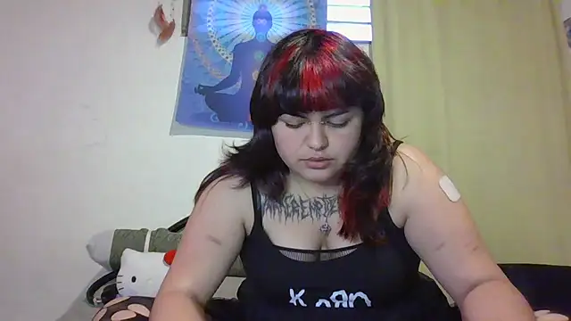 Snapshot of crucifxcked chatting on 10/17/25, 10:45 crucifxcked online show from 10/17/25, 10:45
