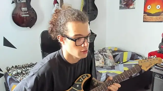 MikaelRizzzo online show from 10/20/25, 08:53