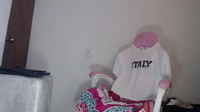 Adrew fox online show from 10/26/25, 02:23