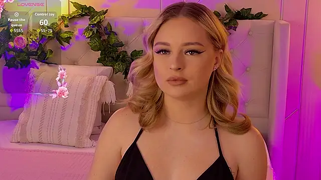 EllyLinn online show from 02/01/26, 05:11