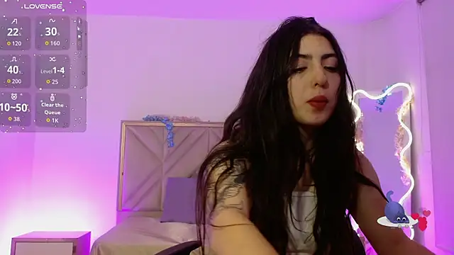 Ixchel tay online show from 10/21/25, 03:18