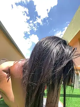 Hellen Milffit online show from 10/16/25, 04:41