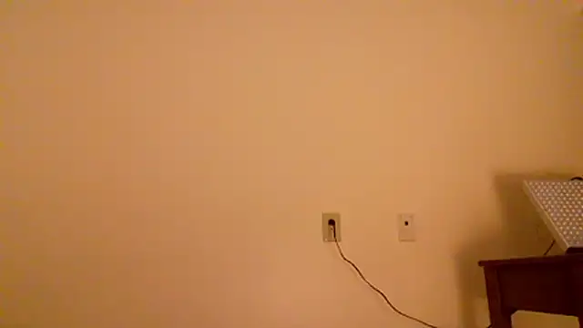 Snapshot of bellacagyal chatting on 11/09/25, 05:06 bellacagyal online show from 11/09/25, 05:06