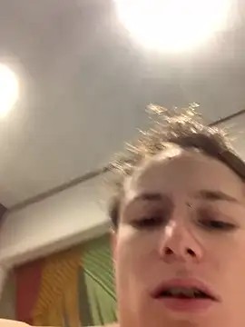 GoldenPussy1329 online show from 12/01/25, 11:04