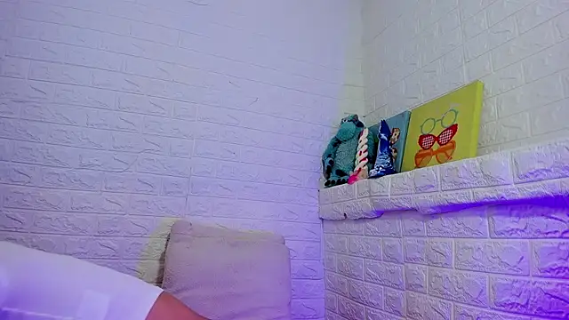 MelanyHarrysHH online show from 10/06/25, 03:04