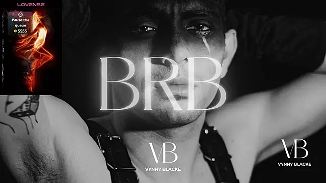 Snapshot of VynnyBlacke_ chatting on 01/11/26, 03:33 VynnyBlacke online show from 01/11/26, 03:33