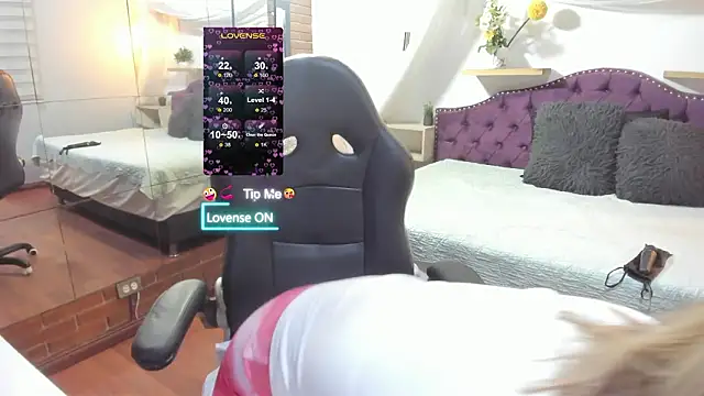 sophialyh 1 online show from 02/13/26, 01:07