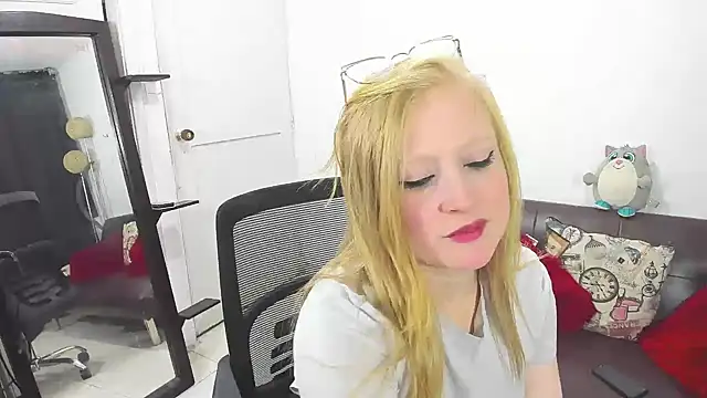 AliceCat 01 online show from 02/08/26, 08:07