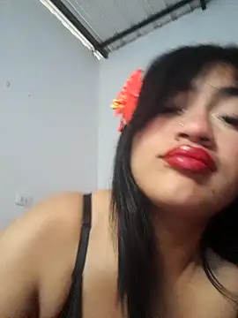 who is milyxx online show from 10/28/25, 01:03