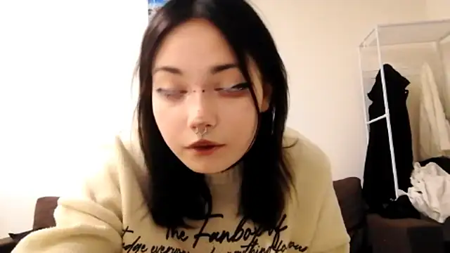 Beeping Creature online show from 10/07/25, 03:42