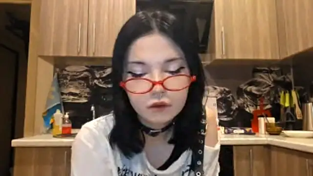 Beeping Creature online show from 01/12/26, 01:49