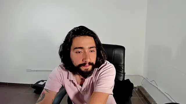 Snapshot of maximusdominus26 chatting on 03/08/26, 07:45 maximusdominus26 online show from 03/08/26, 07:45