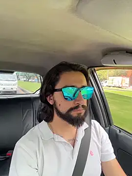 Snapshot of maximusdominus26 chatting on 03/17/26, 06:44 maximusdominus26 online show from 03/17/26, 06:44