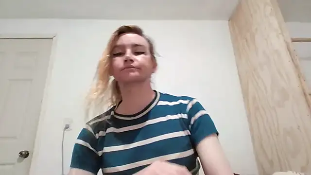 Snapshot of vagimosa chatting on 10/04/25, 02:53 vagimosa online show from 10/04/25, 02:53