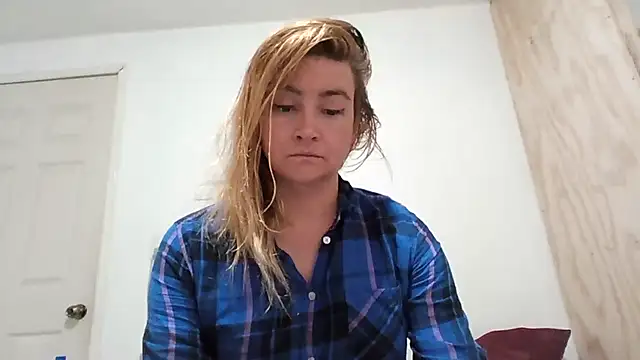 Snapshot of vagimosa chatting on 10/06/25, 08:45 vagimosa online show from 10/06/25, 08:45