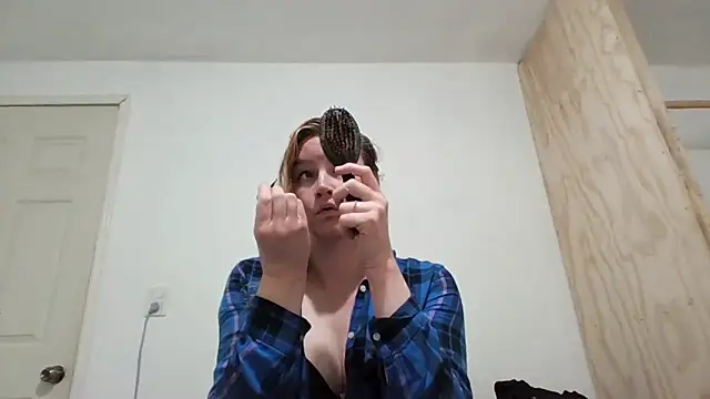 Snapshot of vagimosa chatting on 10/08/25, 07:28 vagimosa online show from 10/08/25, 07:28