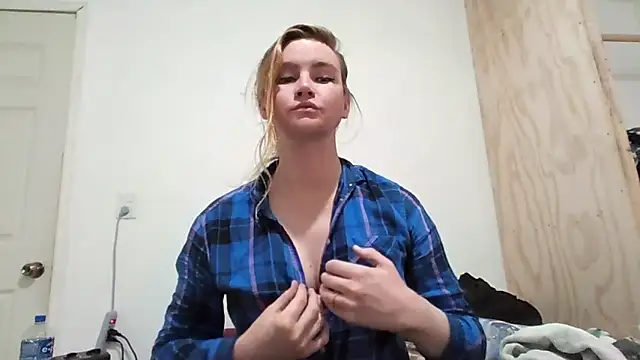 Snapshot of vagimosa chatting on 10/12/25, 07:51 vagimosa online show from 10/12/25, 07:51