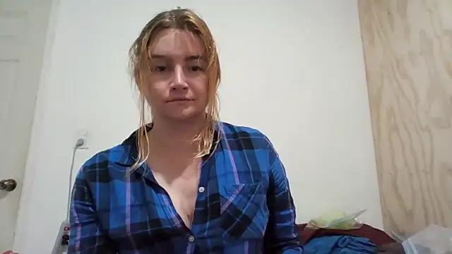 Snapshot of vagimosa chatting on 10/22/25, 11:48 vagimosa online show from 10/22/25, 11:48