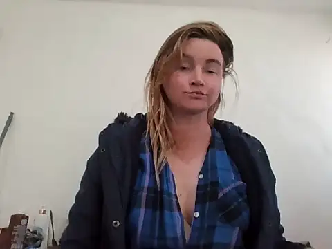 Snapshot of vagimosa chatting on 11/22/25, 09:25 vagimosa online show from 11/22/25, 09:25