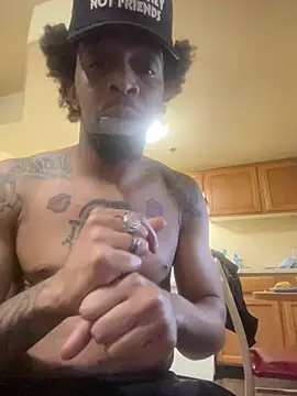 thefreakscomeoutatnight online show from 04/15/26, 06:20