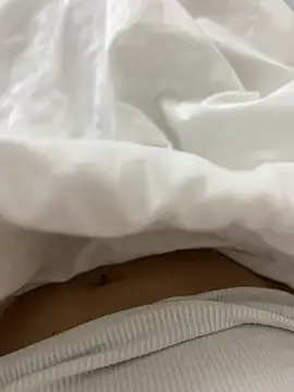 Snapshot of Miubeeeee chatting on 10/19/25, 12:55 Miubeeeee online show from 10/19/25, 12:55