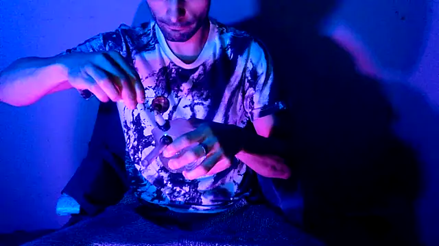 highinhtxx online show from 11/09/25, 01:26