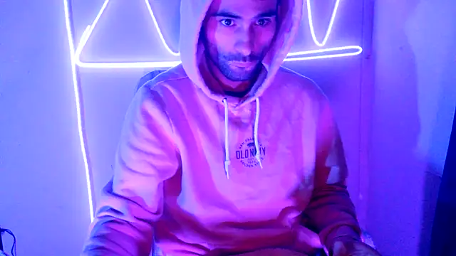 highinhtxx online show from 11/15/25, 08:22