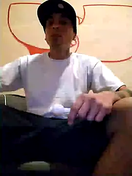 Snapshot of Tucloroformosexxx chatting on 02/16/26, 05:36 Tucloroformosexxx online show from 02/16/26, 05:36