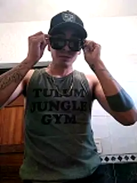 Snapshot of Tucloroformosexxx chatting on 03/20/26, 12:48 Tucloroformosexxx online show from 03/20/26, 12:48