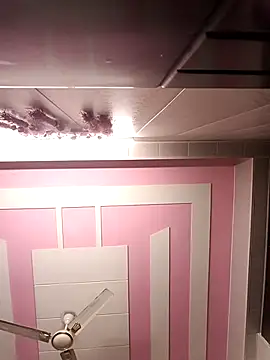 Snapshot of Tanya-905 chatting on 03/22/26, 05:38 Tanya-905 online show from 03/22/26, 05:38