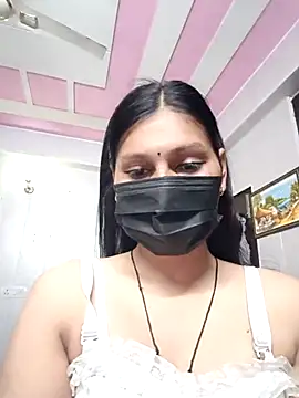 Snapshot of Tanya-905 chatting on 03/23/26, 05:39 Tanya-905 online show from 03/23/26, 05:39