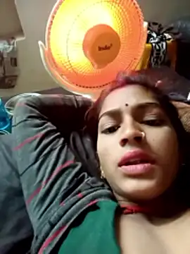 Snapshot of Sali_ji chatting on 12/14/25, 10:03 Sali ji online show from 12/14/25, 10:03