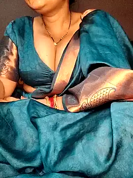 Snapshot of Hot__bhabhi_99 chatting on 06/09/26, 03:51 Hot bhabhi 99 online show from 06/09/26, 03:51