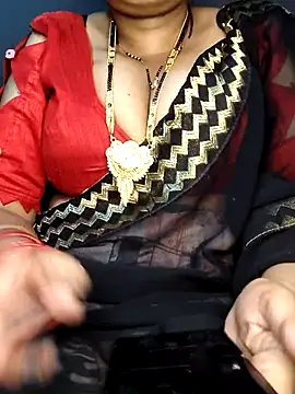 Snapshot of Hot__bhabhi_99 chatting on 06/20/26, 03:42 Hot bhabhi 99 online show from 06/20/26, 03:42