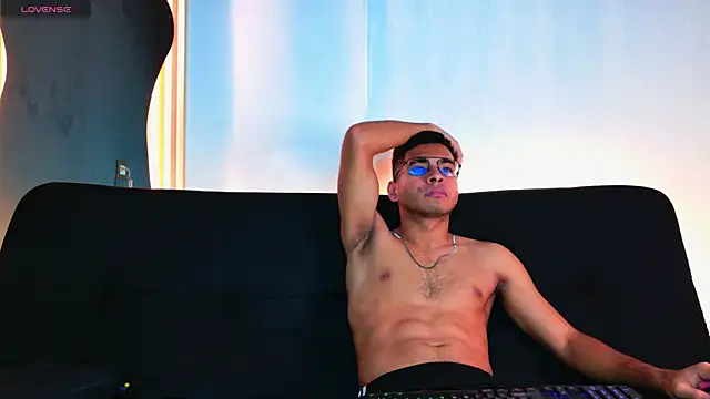 Jaybrown  1 online show from 11/12/25, 02:56