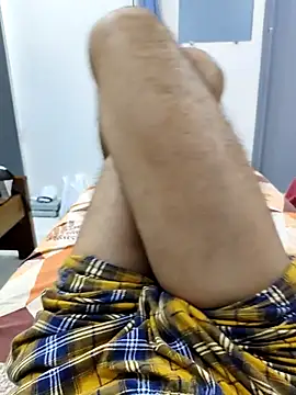 Snapshot of Mallu_kalikar_69 chatting on 10/01/25, 05:19 Mallu kalikar 69 online show from 10/01/25, 05:19