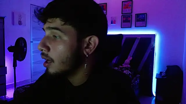 Snapshot of Sebasxxl12 chatting on 10/10/25, 06:34 Sebasxxl12 online show from 10/10/25, 06:34