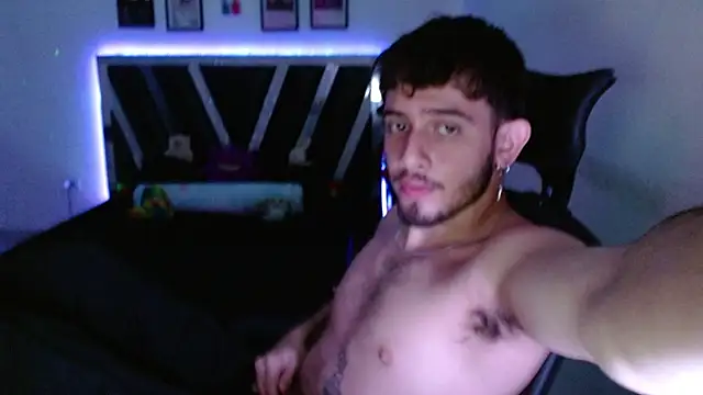 Snapshot of Sebasxxl12 chatting on 01/06/26, 07:34 Sebasxxl12 online show from 01/06/26, 07:34